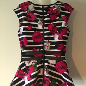 Guess peplum floral top